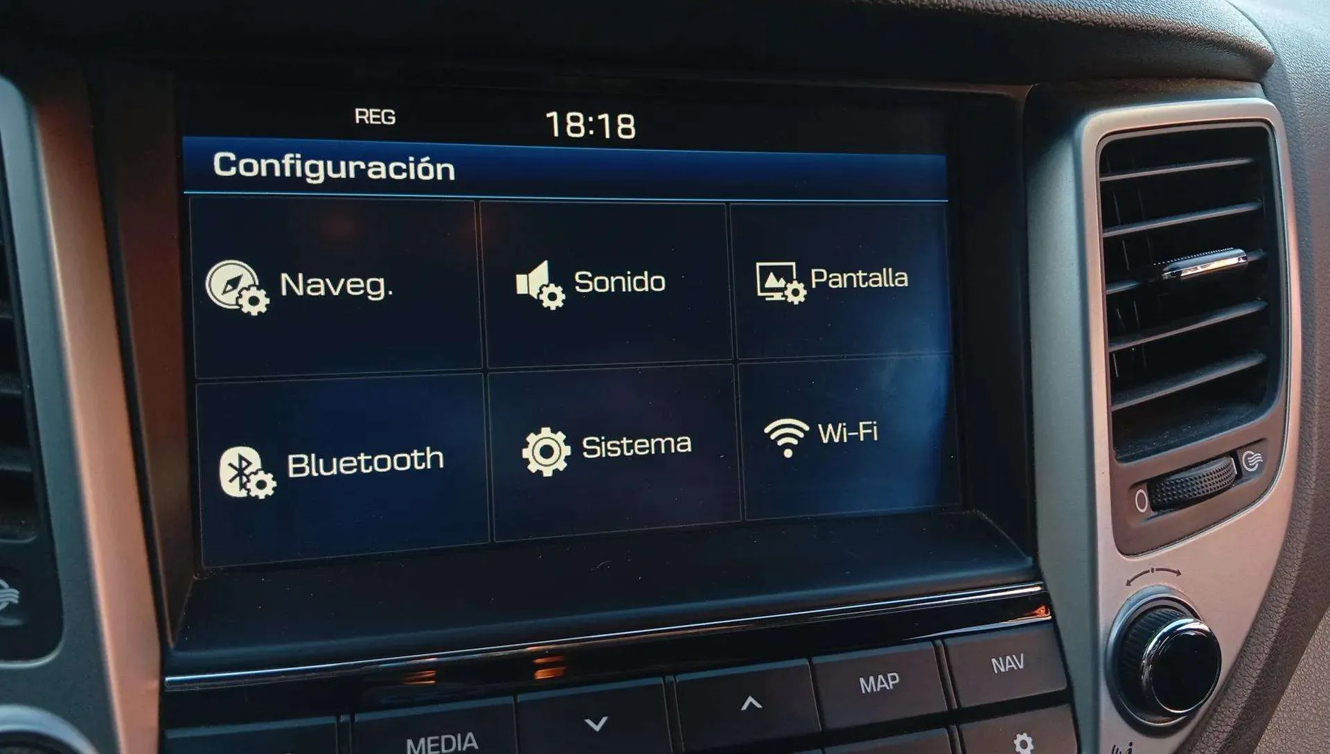Hyundai Tucson 1.6 GDi BlueDrive 25 Aniversario 4x2 - foto 18