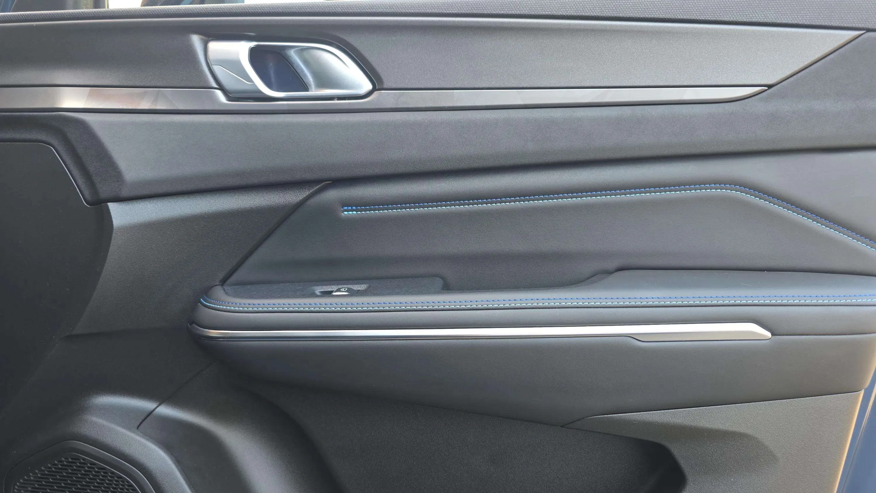 Lynk & Co 01 1.5 PHEV - foto 20