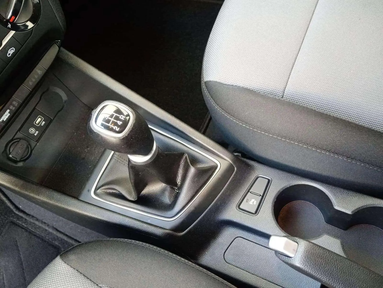 Hyundai i20 1.2 MPI Essence - foto 10
