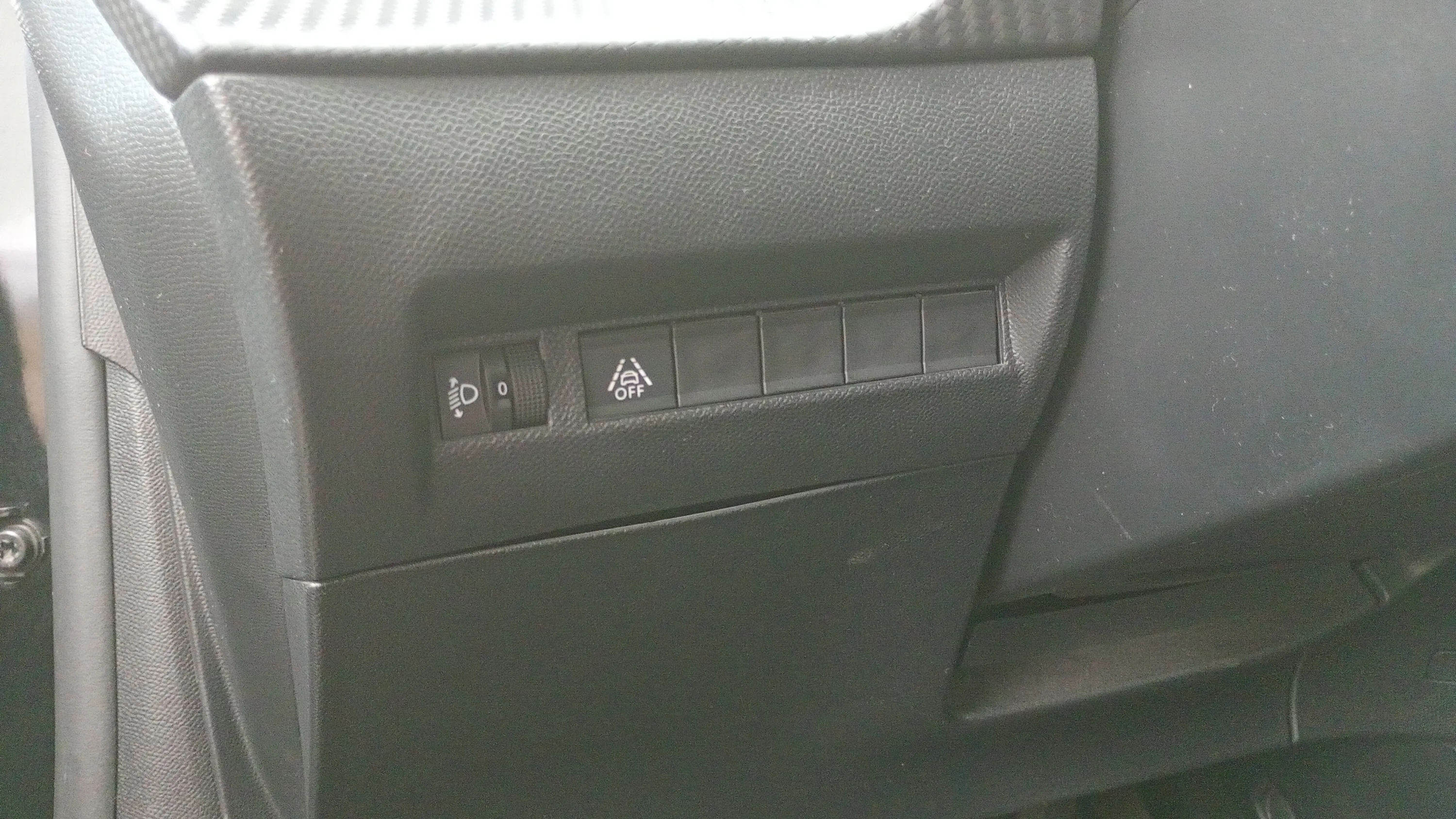 Peugeot 208 PureTech Allure Pack - foto 19
