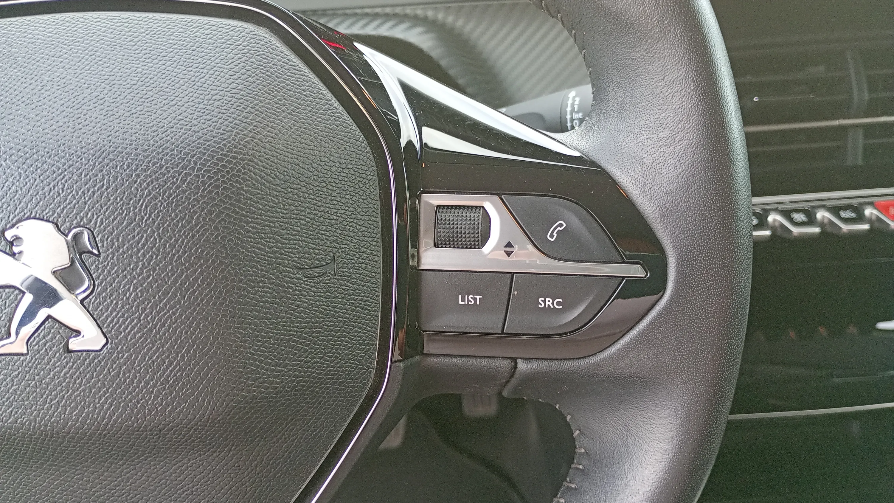 Peugeot 208 PureTech Allure Pack - foto 12
