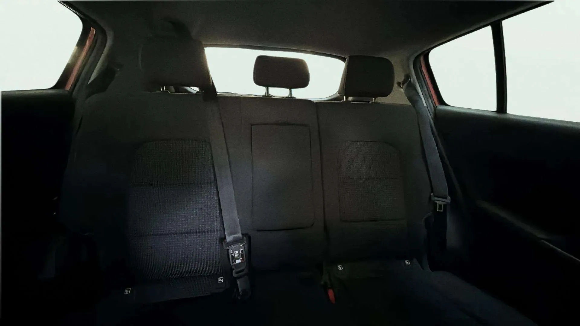 Kia Sportage 1.6 GDi Basic 4x2 - foto 25