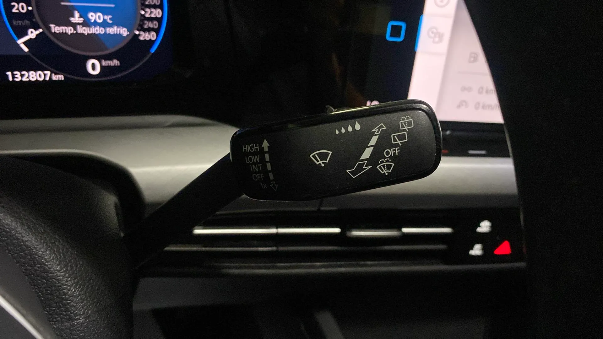 Volkswagen Golf Life 1.5 eTSI DSG Variant - foto 17