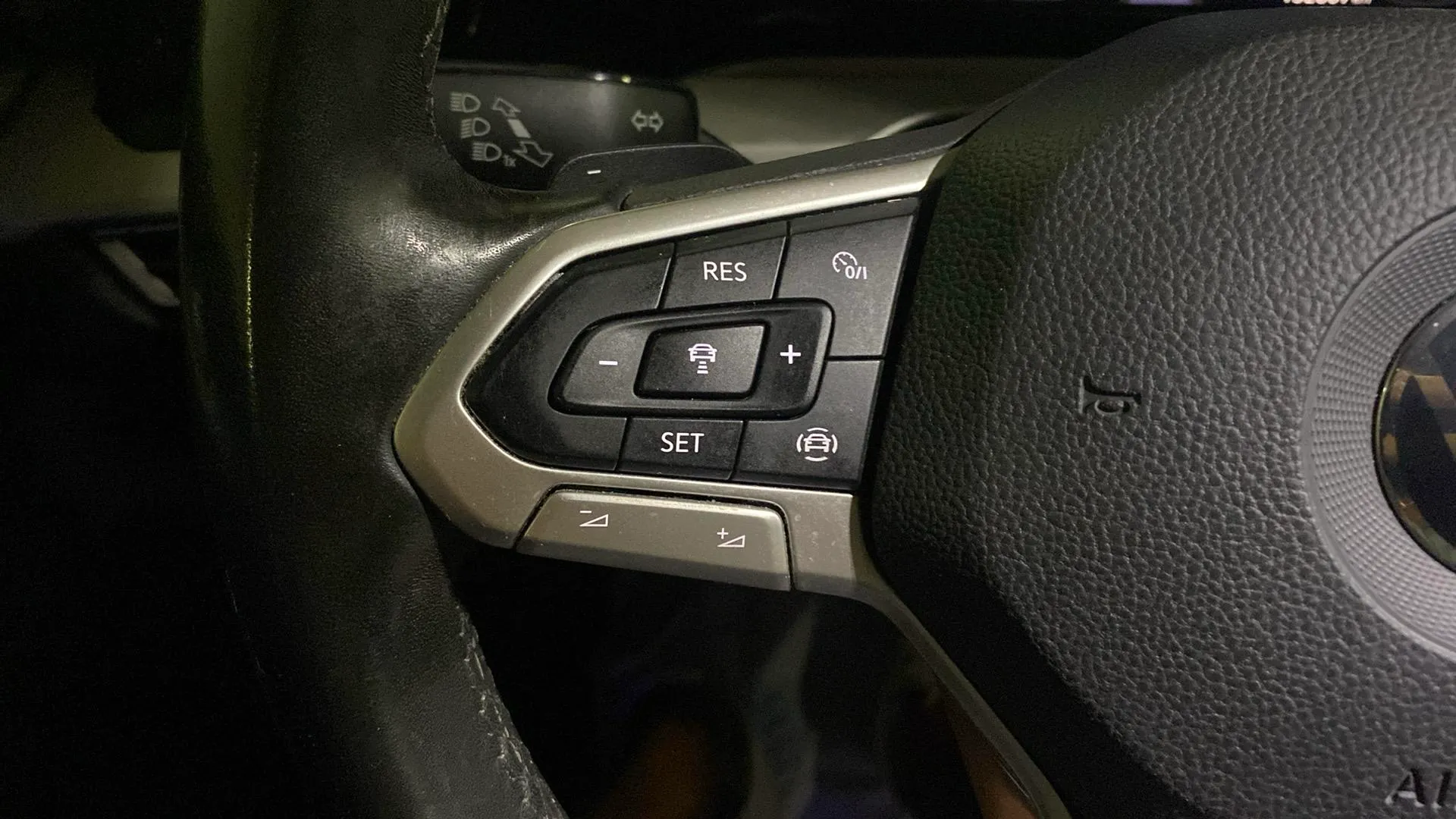 Volkswagen Golf Life 1.5 eTSI DSG Variant - foto 16
