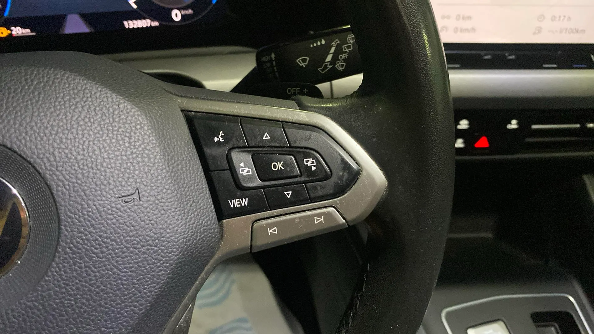 Volkswagen Golf Life 1.5 eTSI DSG Variant - foto 15