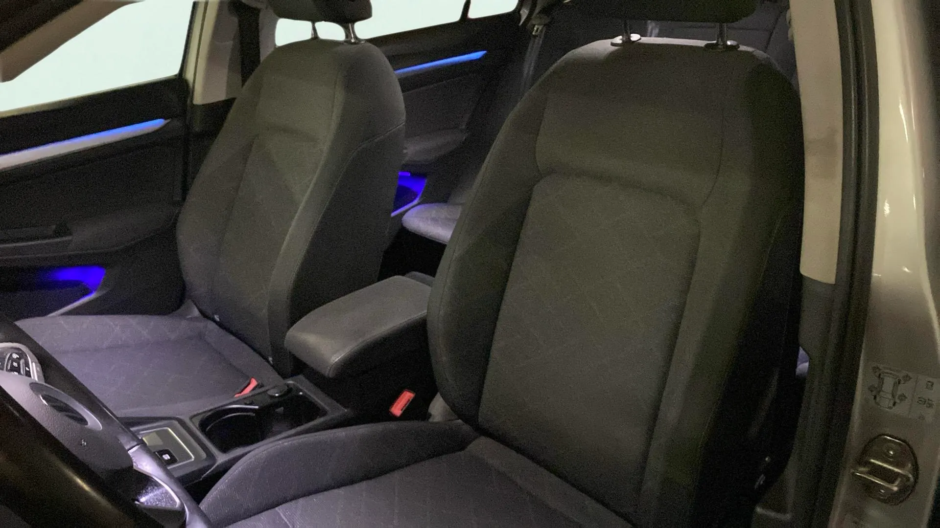 Volkswagen Golf Life 1.5 eTSI DSG Variant - foto 27