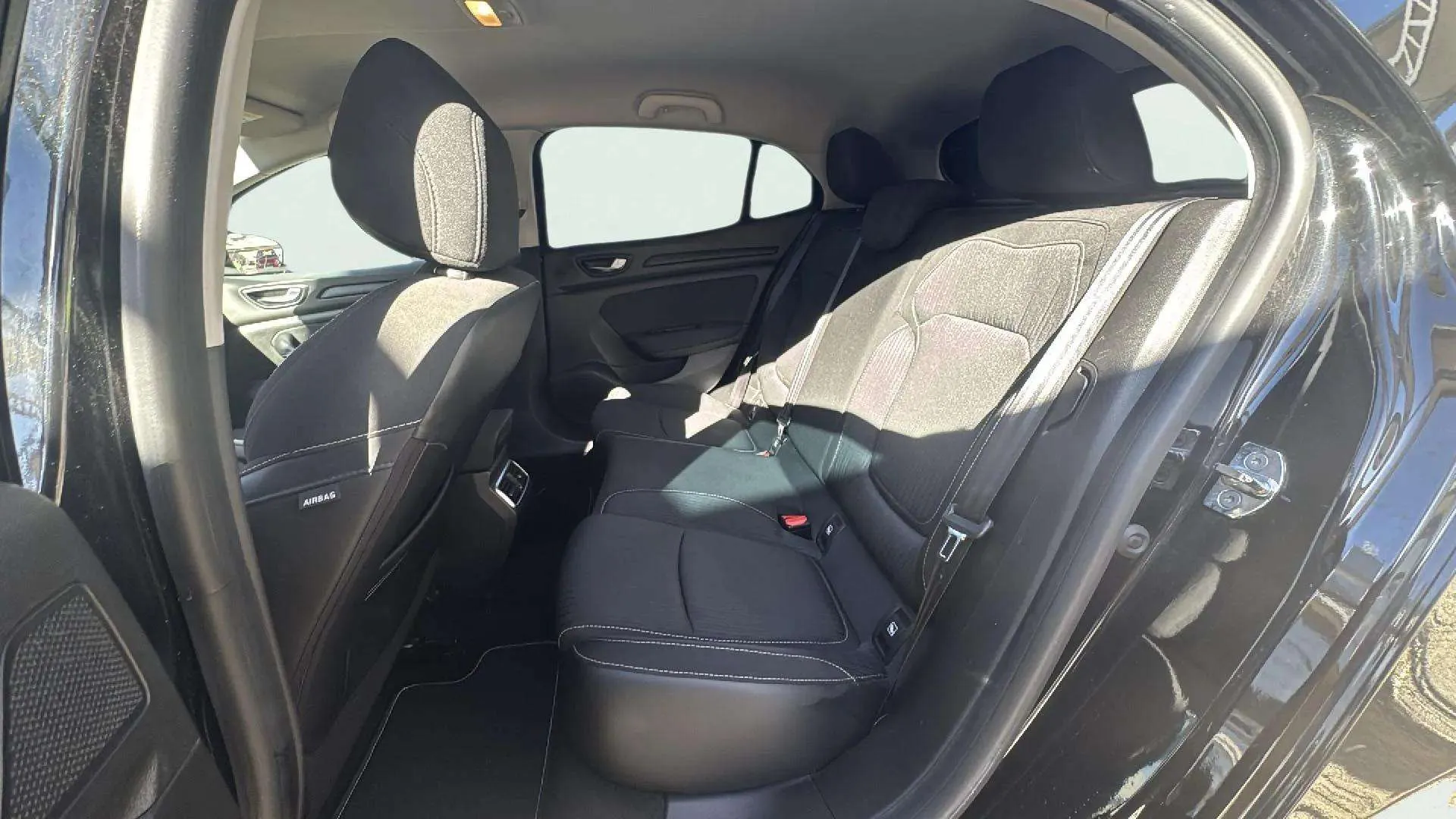 Renault Mégane Bose Blue dCi EDC - foto 16