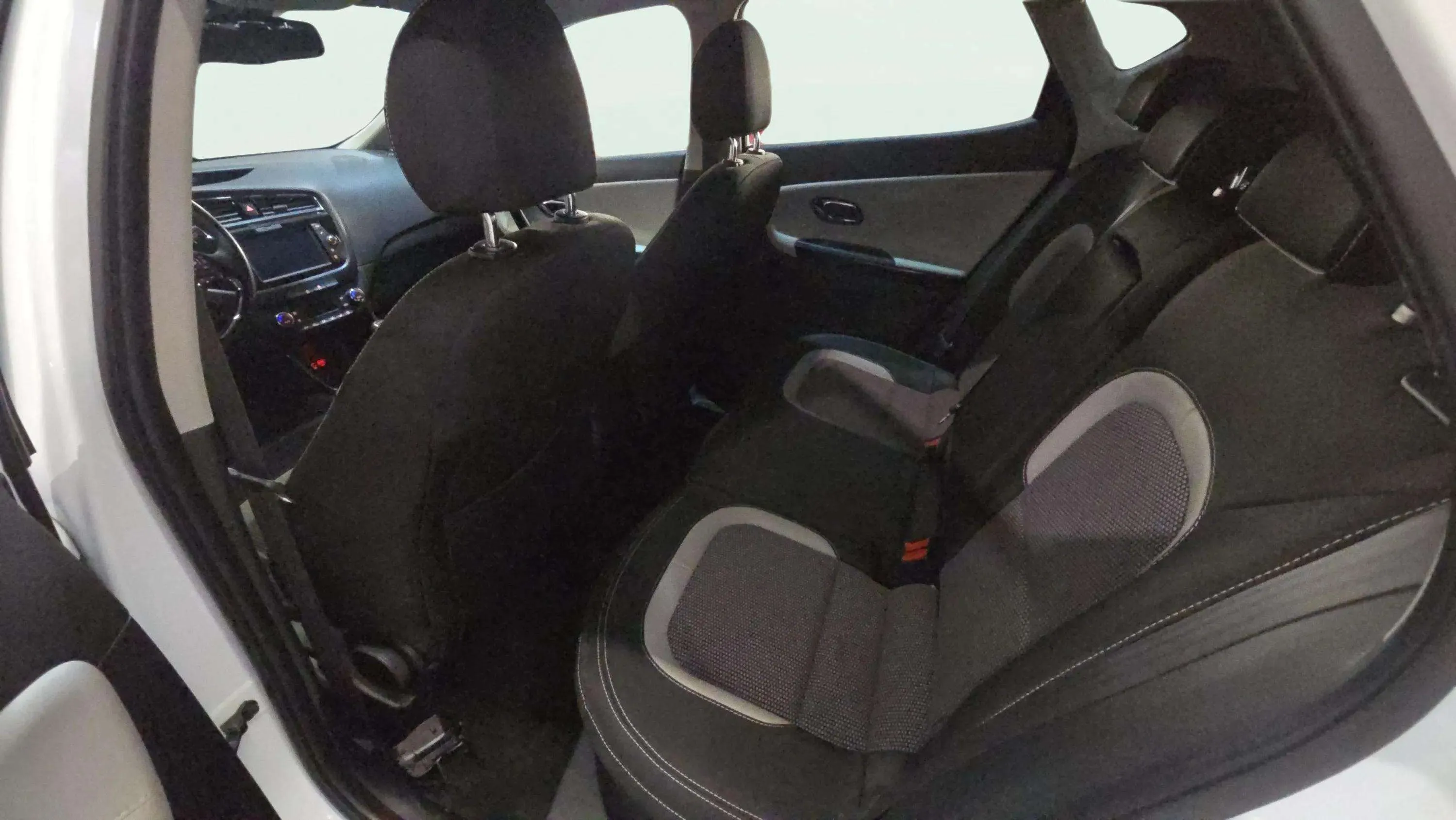 Kia Ceed 1.0 T-GDi Concept Plus Eco-Dynam - foto 10