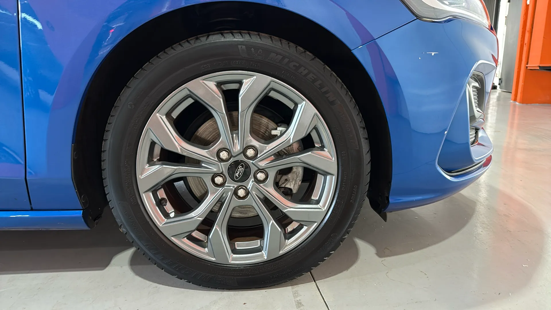 Ford Focus 1.0 EcoBoost MHEV Active - foto 29