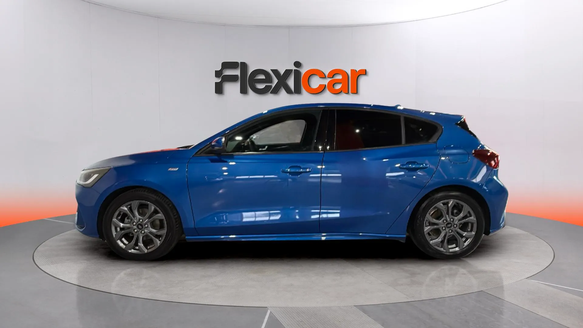 Ford Focus 1.0 EcoBoost MHEV Active - foto 4
