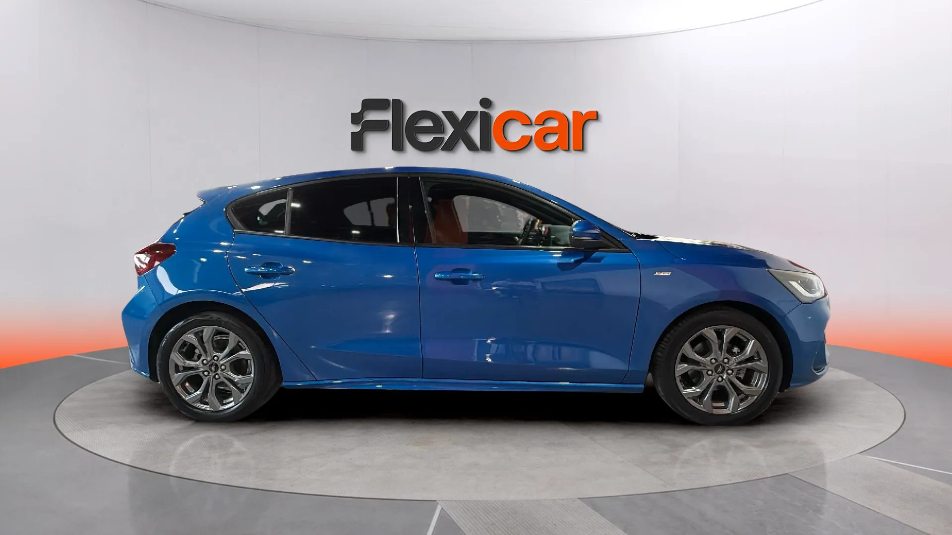 Ford Focus 1.0 EcoBoost MHEV Active - foto 7