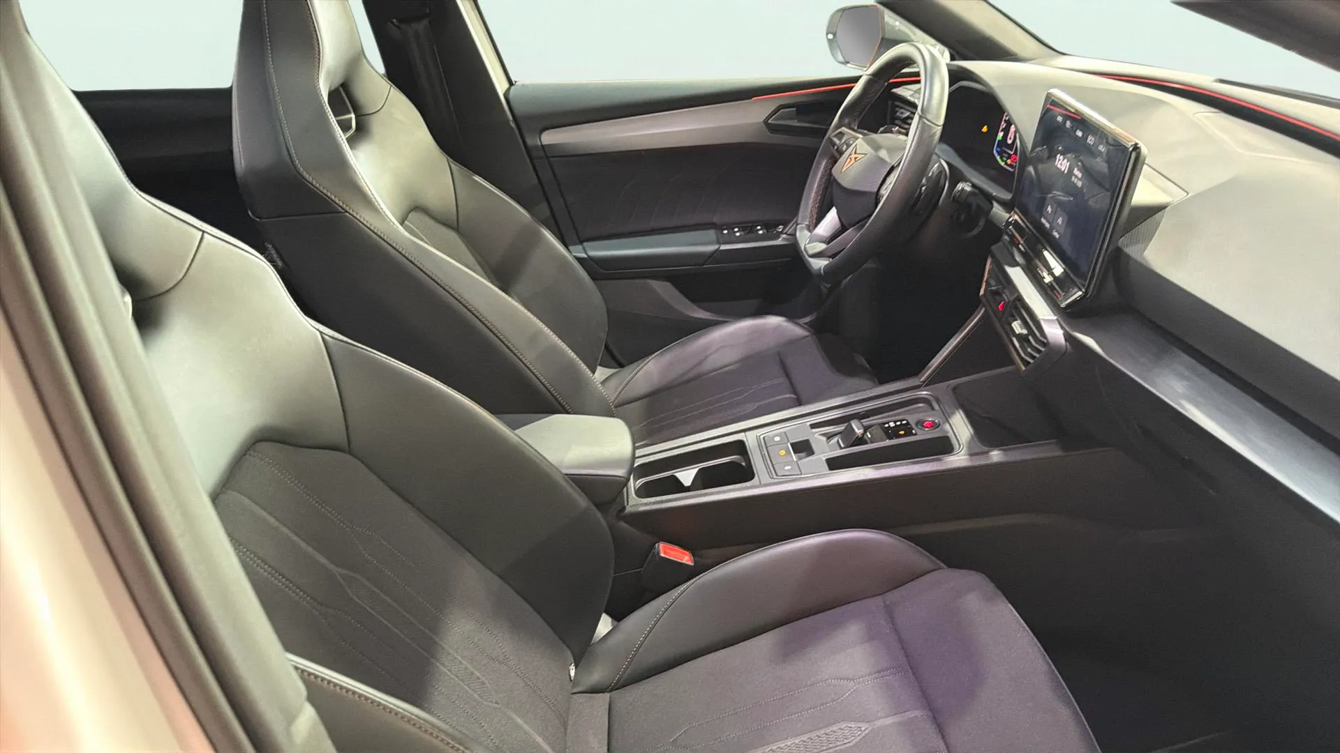 Cupra León SP 1.4 e-Hybrid DSG - foto 23