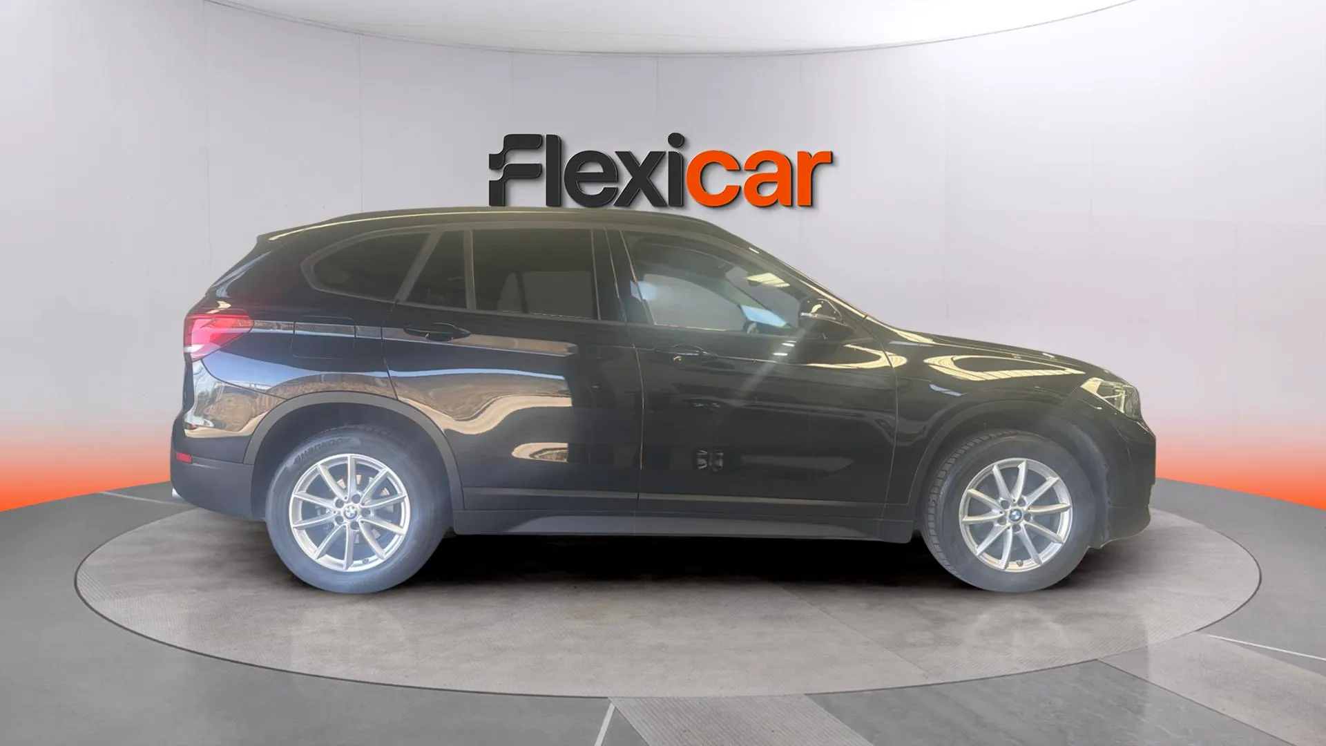 BMW X1 sDrive18d - foto 7