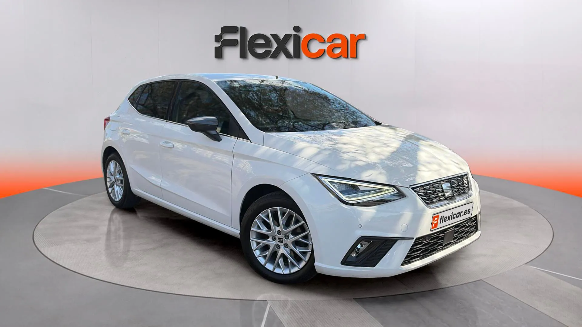 SEAT Ibiza 1.0 TSI Xcellence - foto 1