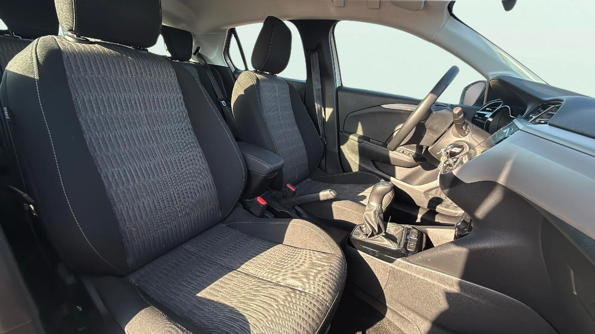 Opel Corsa 1.2 XEL Edition - foto 12