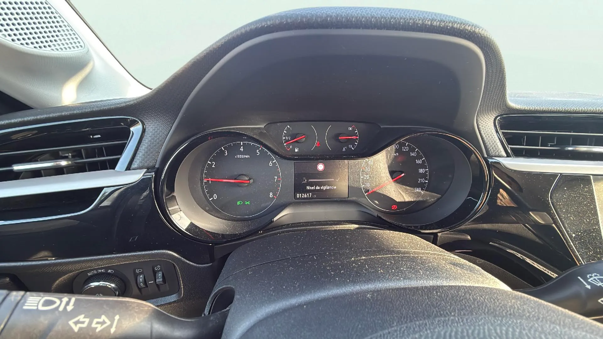 Opel Corsa 1.2 XEL Edition - foto 10