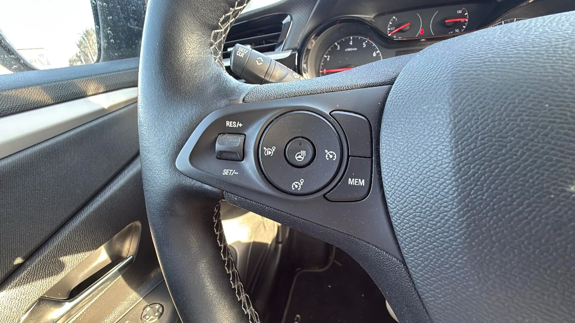 Opel Corsa 1.2 XEL Edition - foto 22