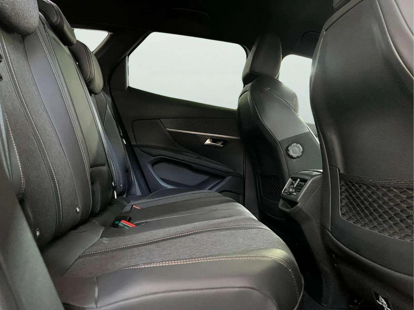 Peugeot 3008 1.6 THP GT Line - foto 22