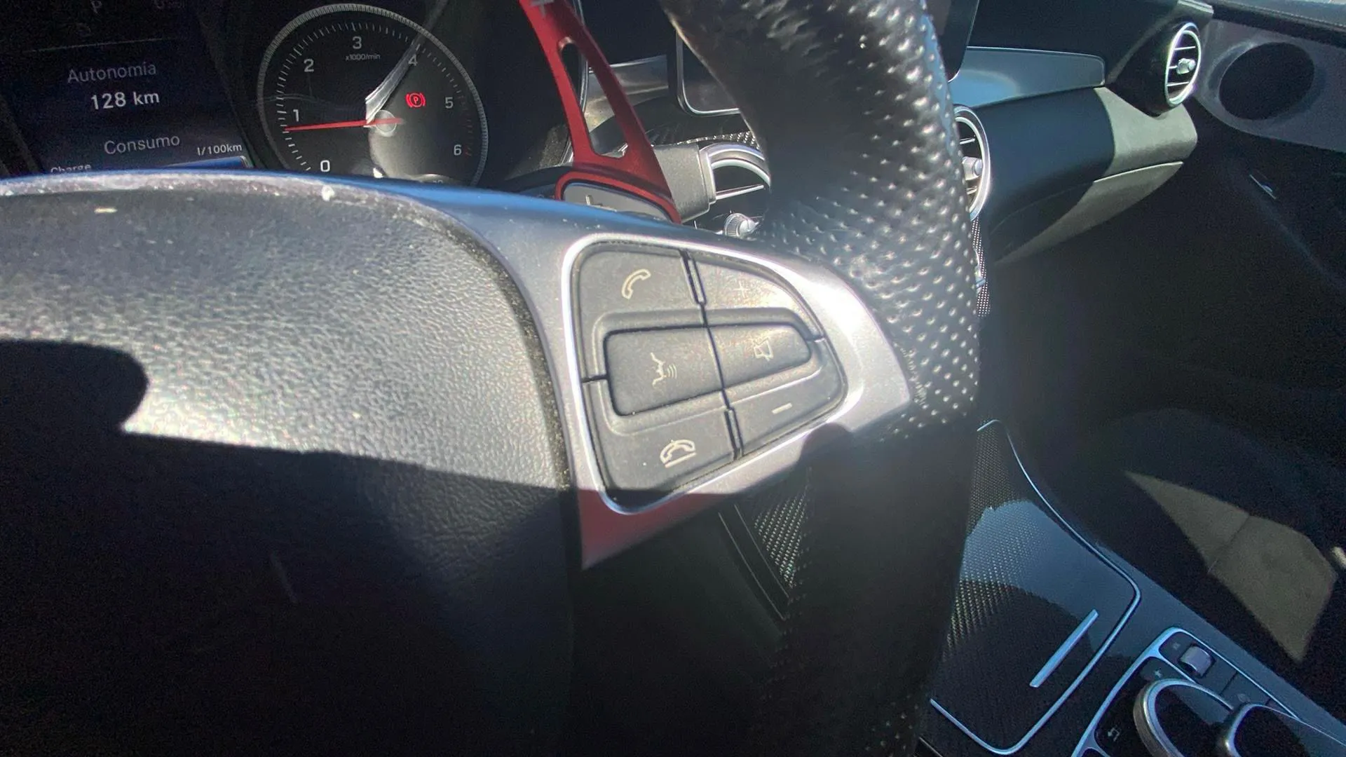 Mercedes-Benz GLC 250 d 4MATIC - foto 12