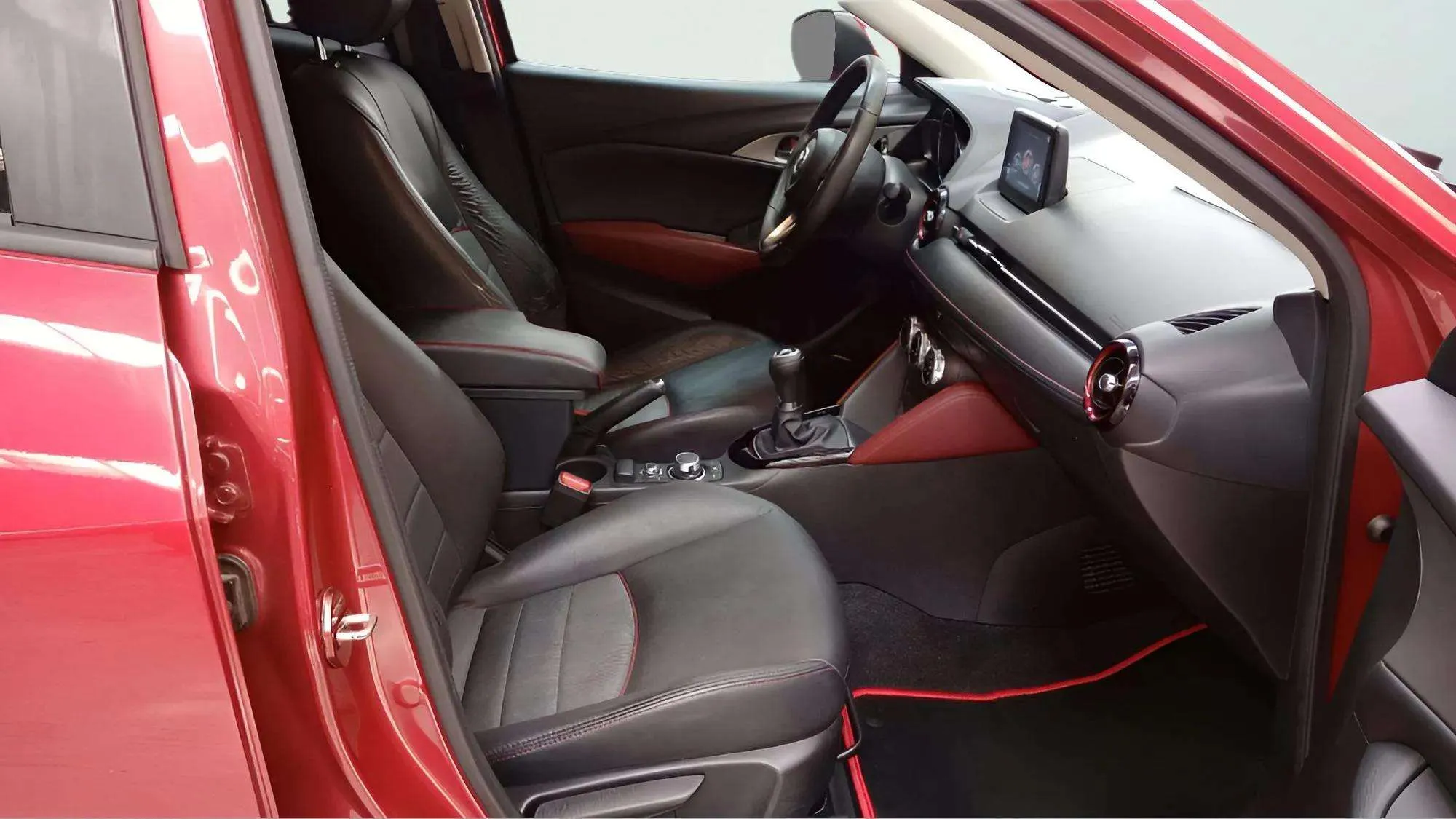 Mazda CX-3 2.0 G 2WD Evolution - foto 9