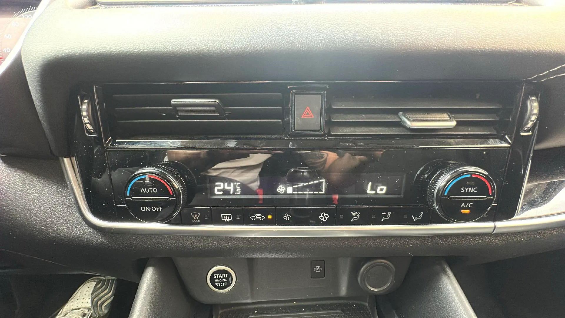 Nissan Qashqai DIG-T mHEV 4x2 Acenta - foto 22