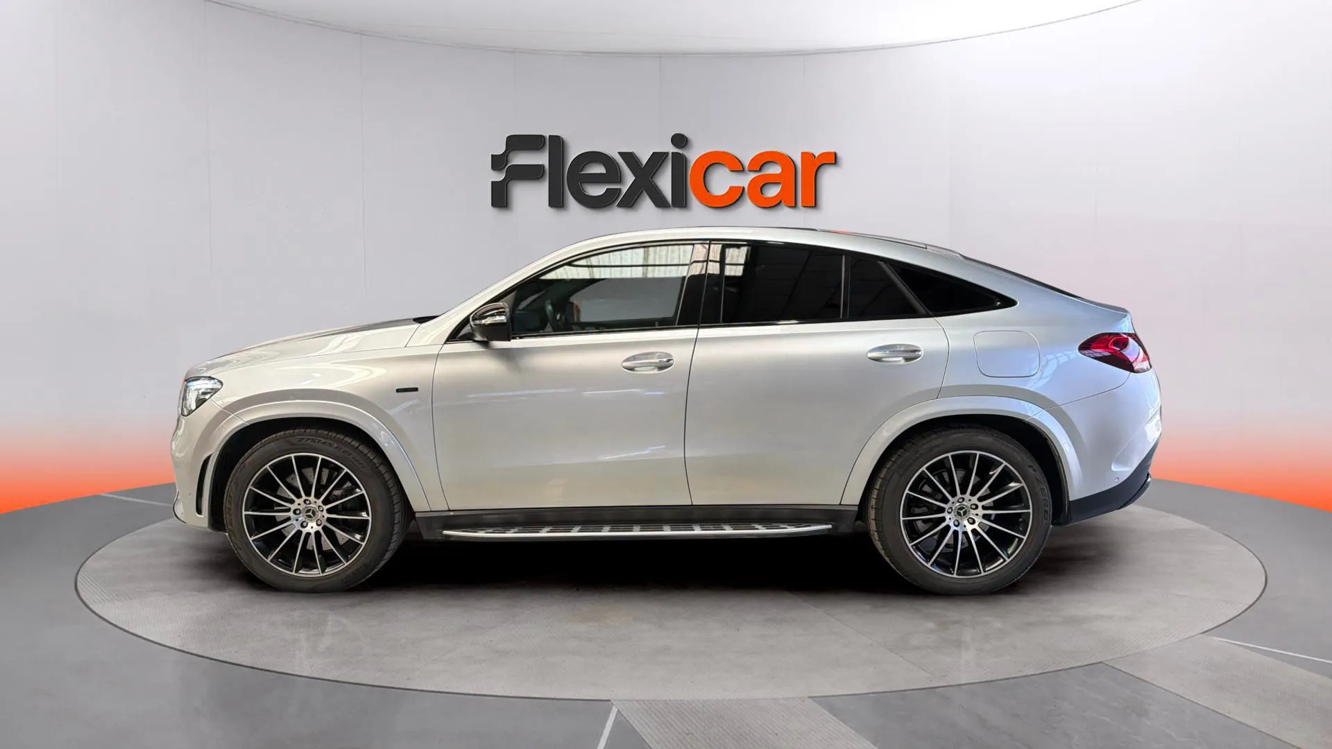 Mercedes-Benz GLE 350 d 4MATIC - foto 7