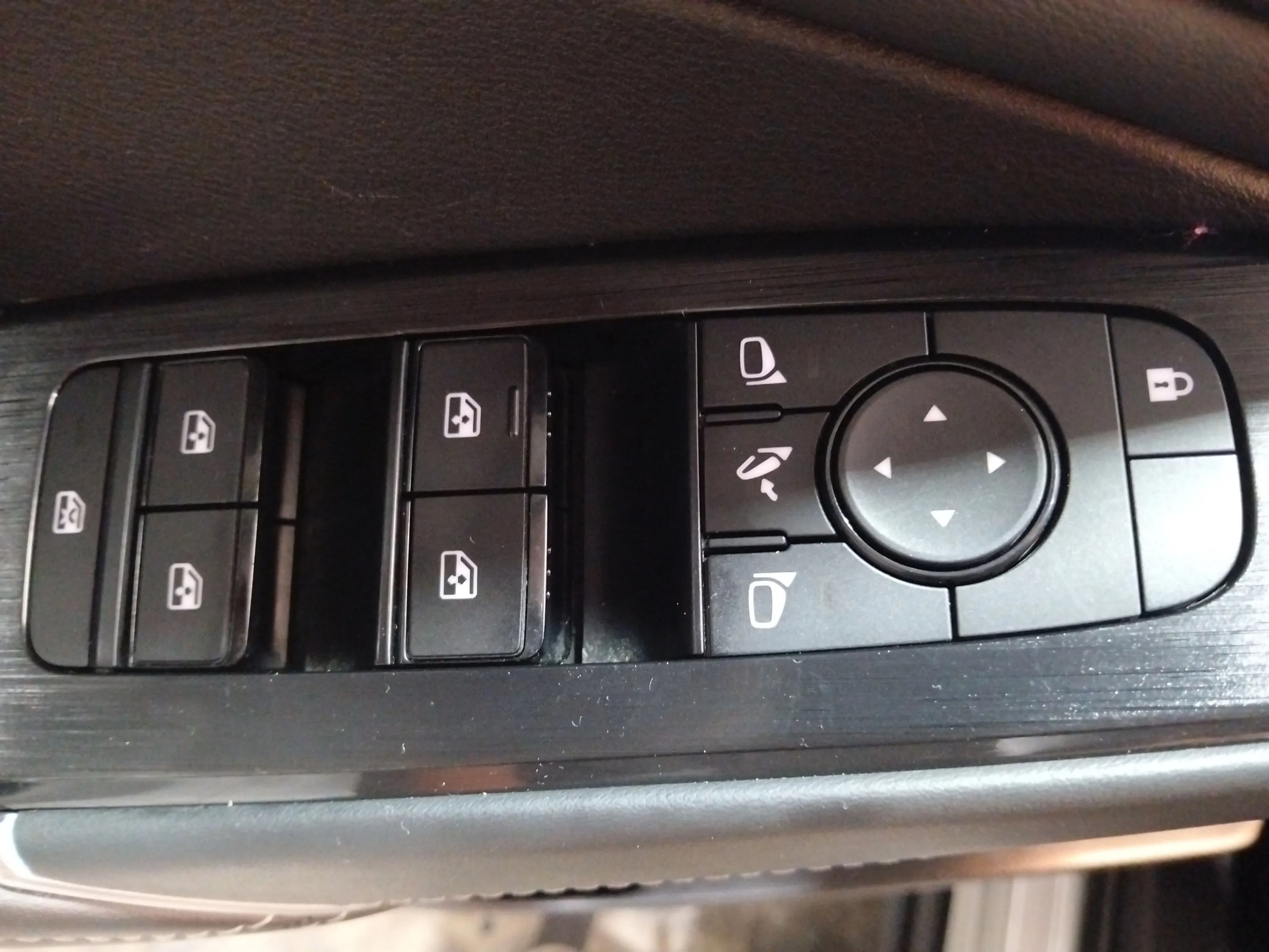 Nissan Qashqai DIG-T mHEV CVT Acenta - foto 28