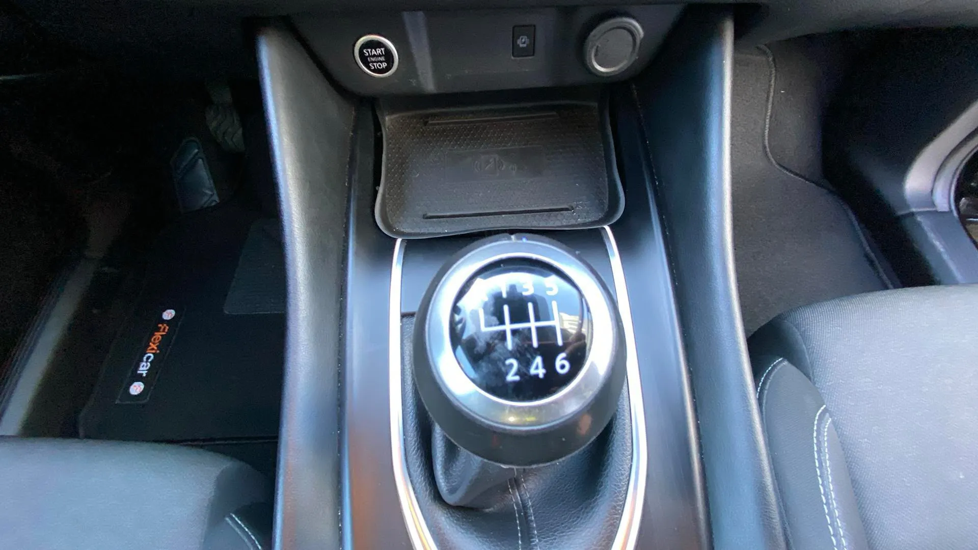 Nissan Qashqai DIG-T mHEV 4x2 Acenta - foto 18