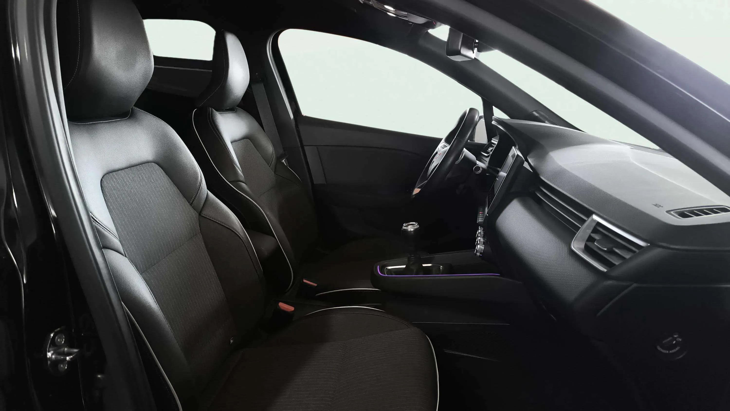 Renault Clio Zen TCe - foto 13