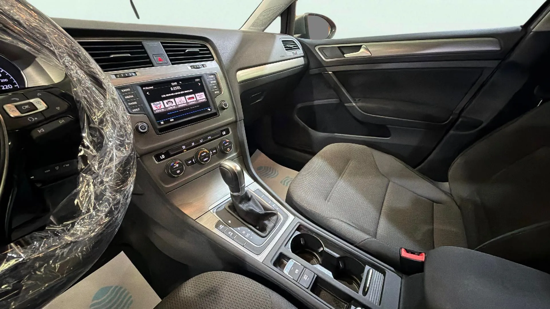 Volkswagen Golf Advance 1.4 TSI DSG Variant - foto 12
