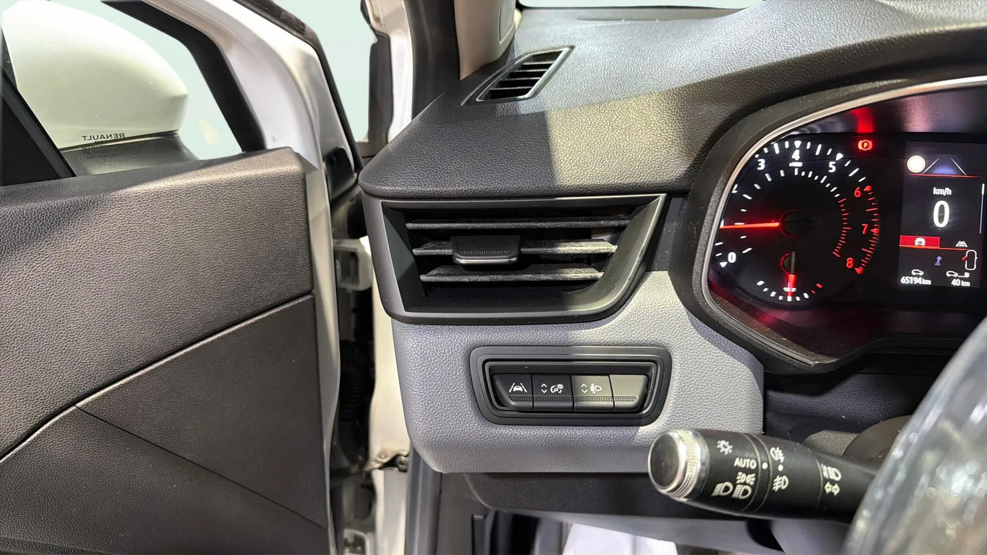 Renault Clio Business SCe - foto 24