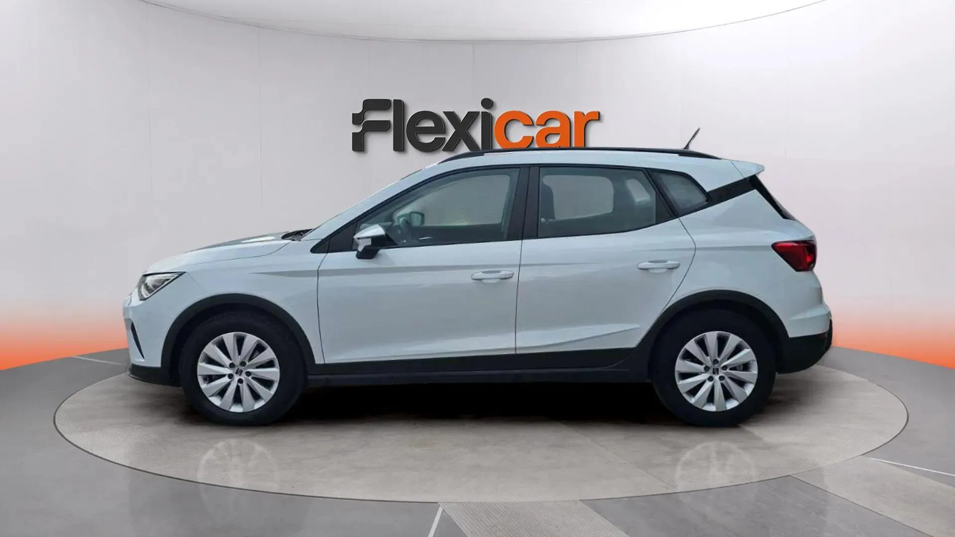 SEAT Arona 1.0 TSI DSG FR XL - foto 4
