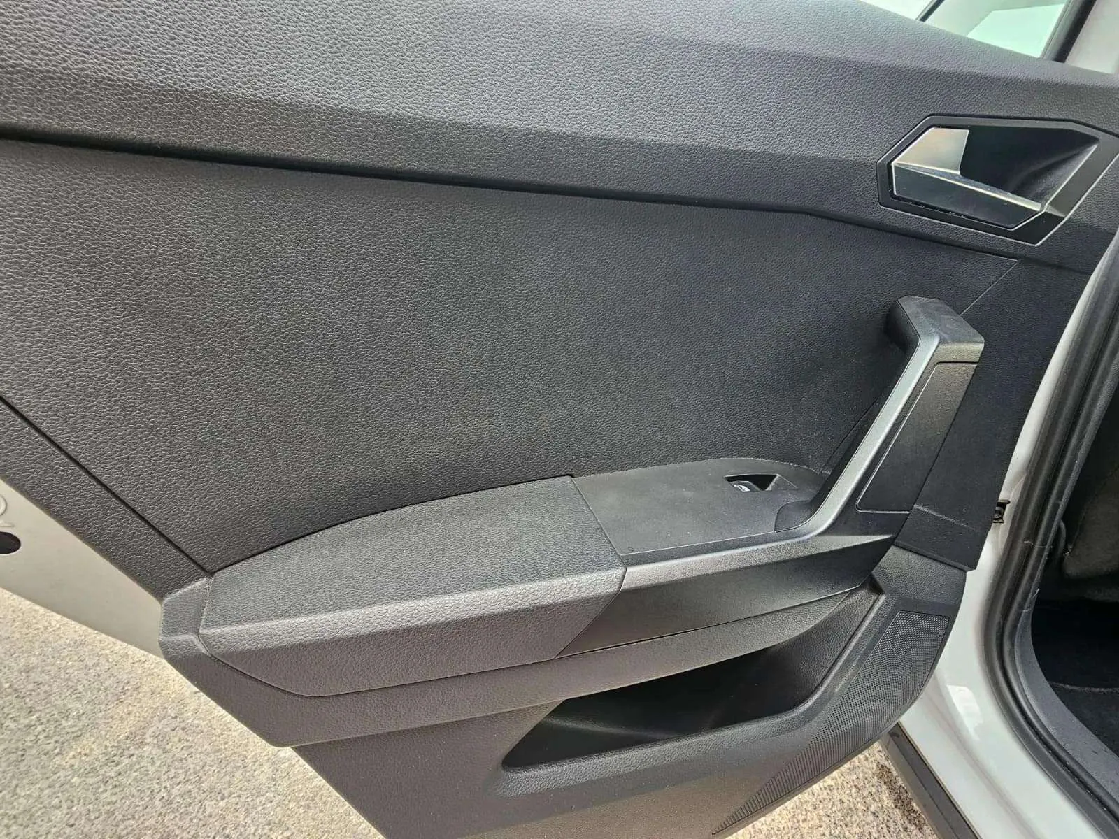 SEAT Arona 1.0 TSI DSG FR XL - foto 20