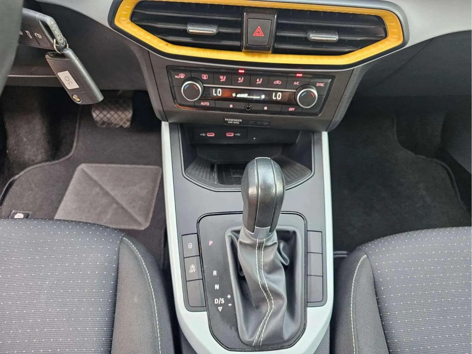 SEAT Arona 1.0 TSI DSG FR XL - foto 13