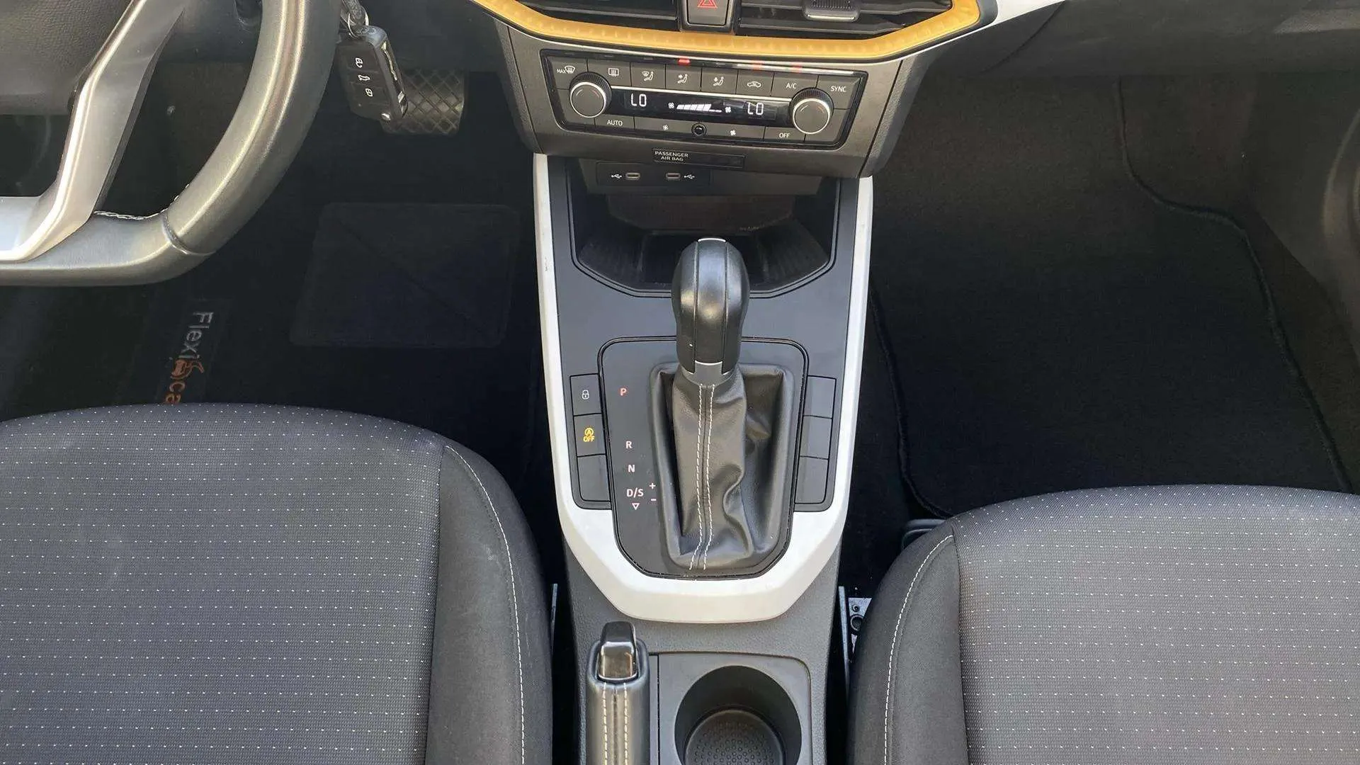 SEAT Arona 1.0 TSI DSG Style Special Edition - foto 16