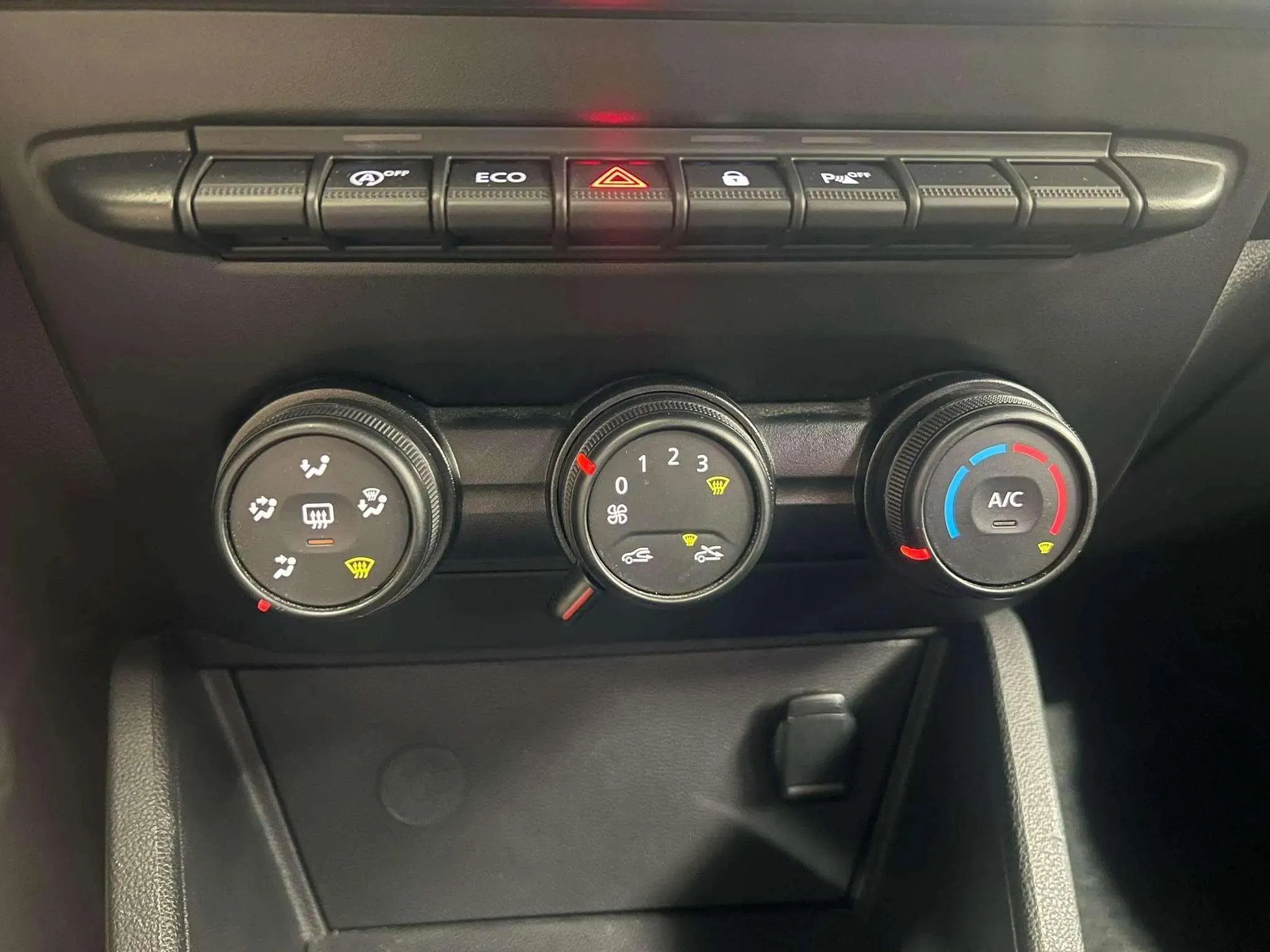 Dacia Duster Comfort TCe 4x2 GPF - foto 14