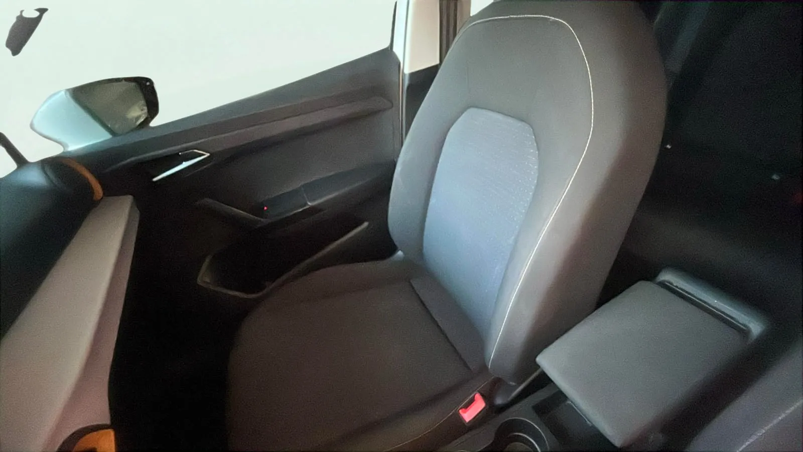 SEAT Arona 1.0 TSI DSG Style XL - foto 18