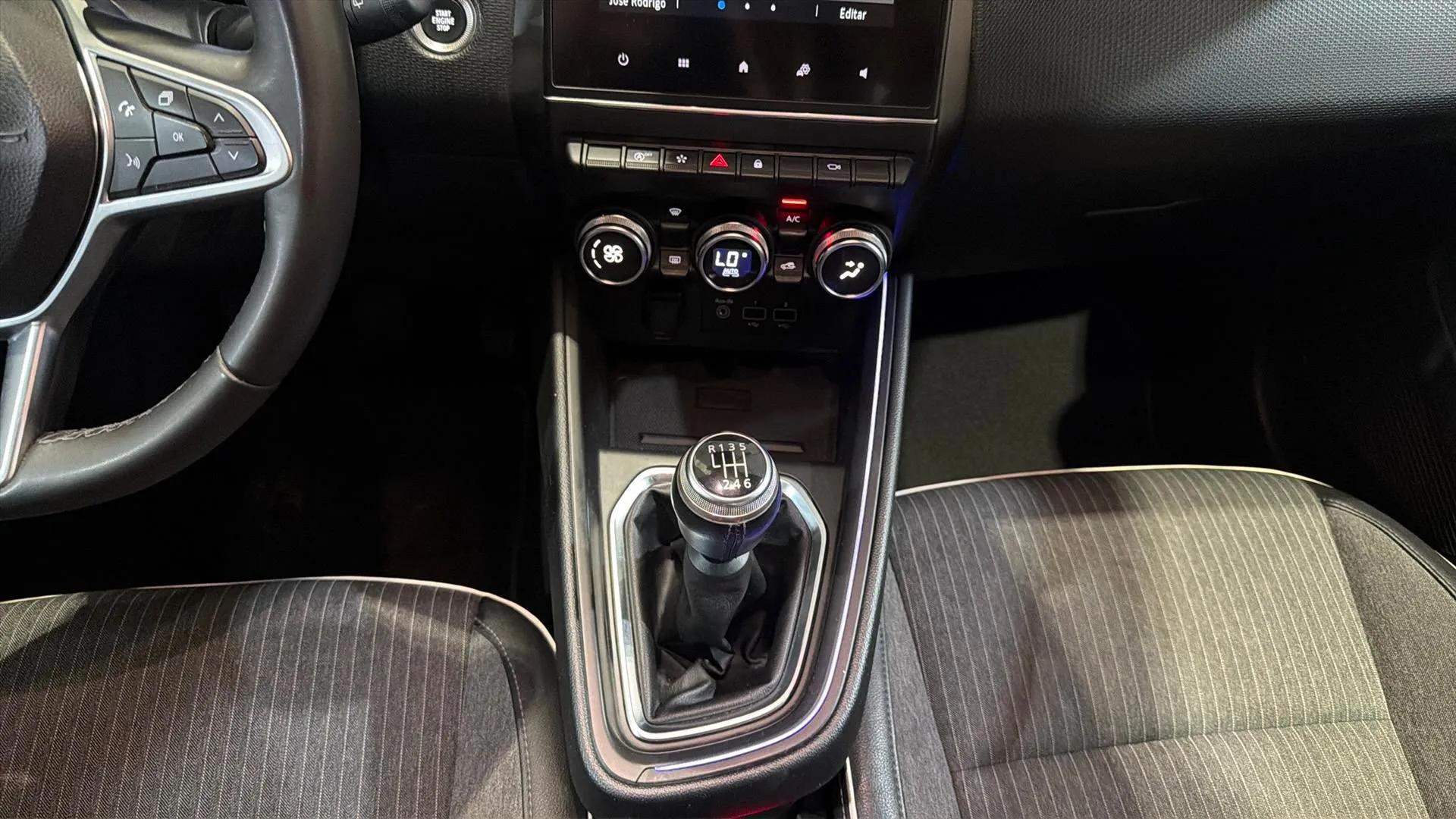 Renault Clio Business TCe - foto 14