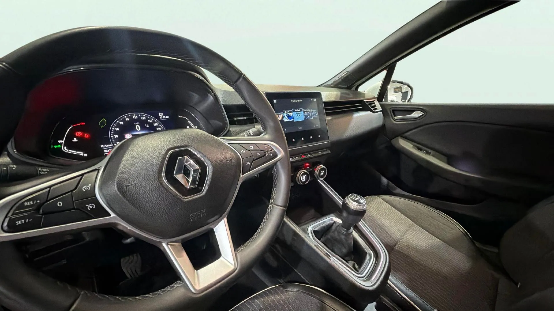Renault Clio Business TCe - foto 13
