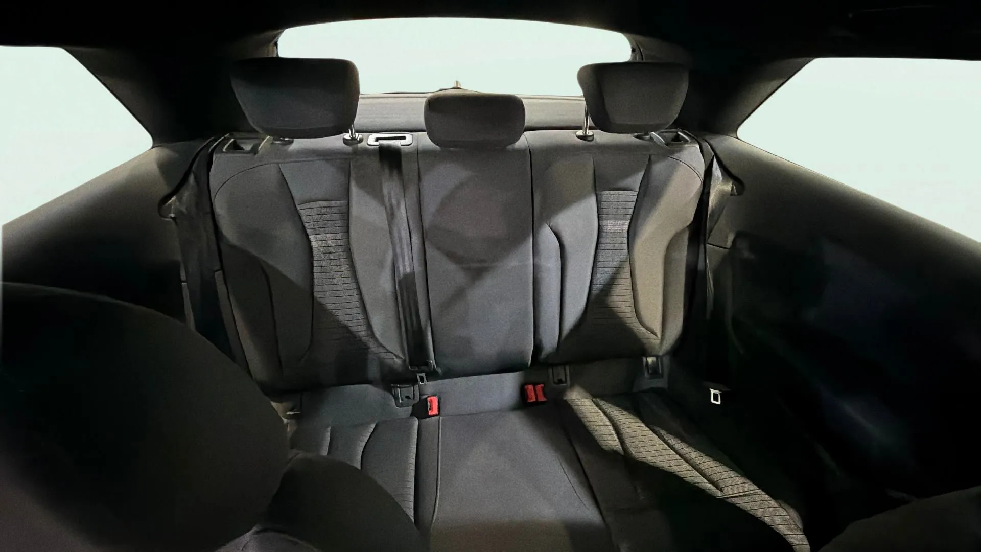 Audi A3 1.6 TDI - foto 19