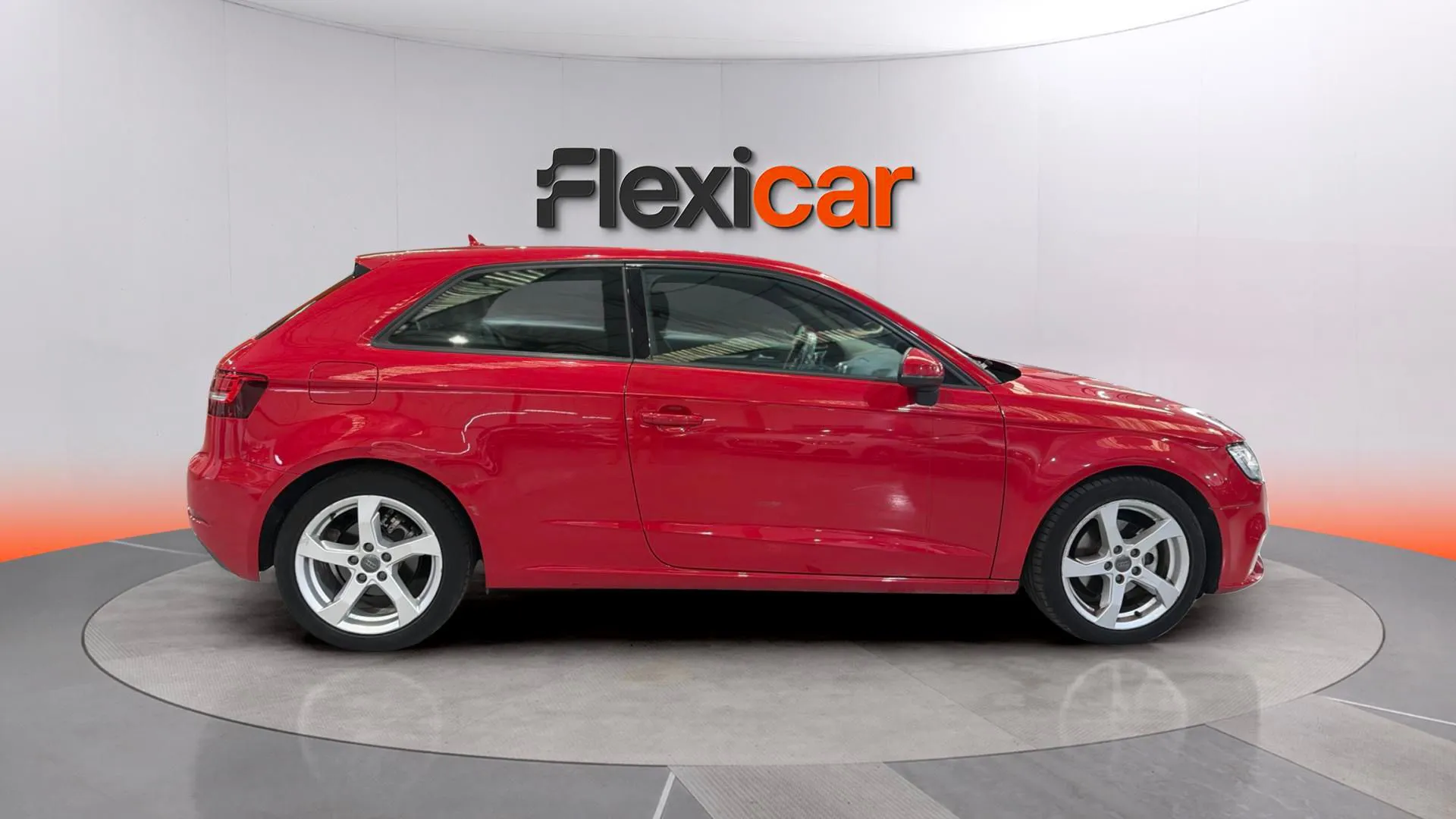 Audi A3 1.6 TDI - foto 8