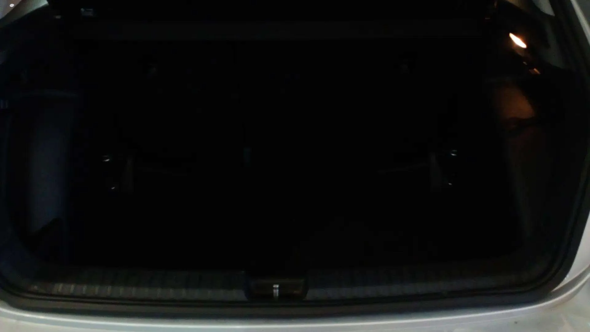 Škoda Fabia 1.0 TSI DSG Ambition - foto 5