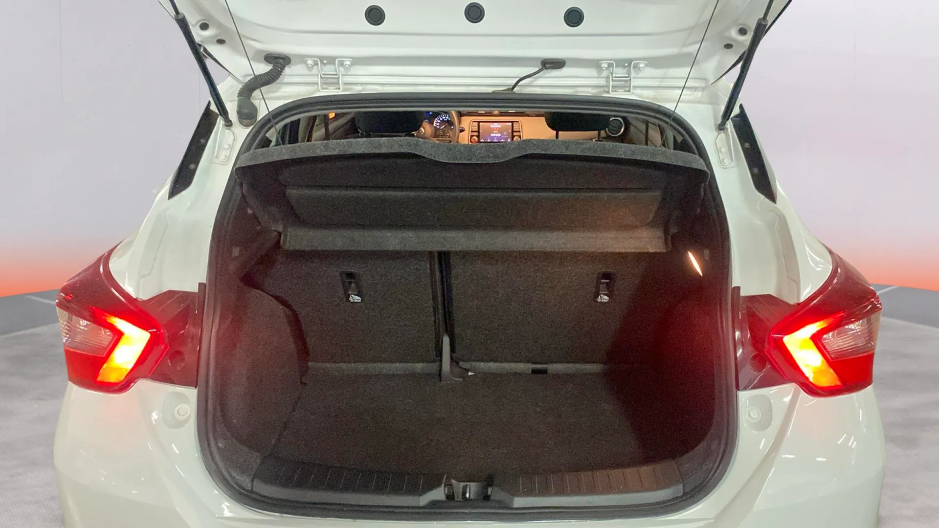 Nissan Micra IG-T E6D-F Acenta Sprint - foto 9