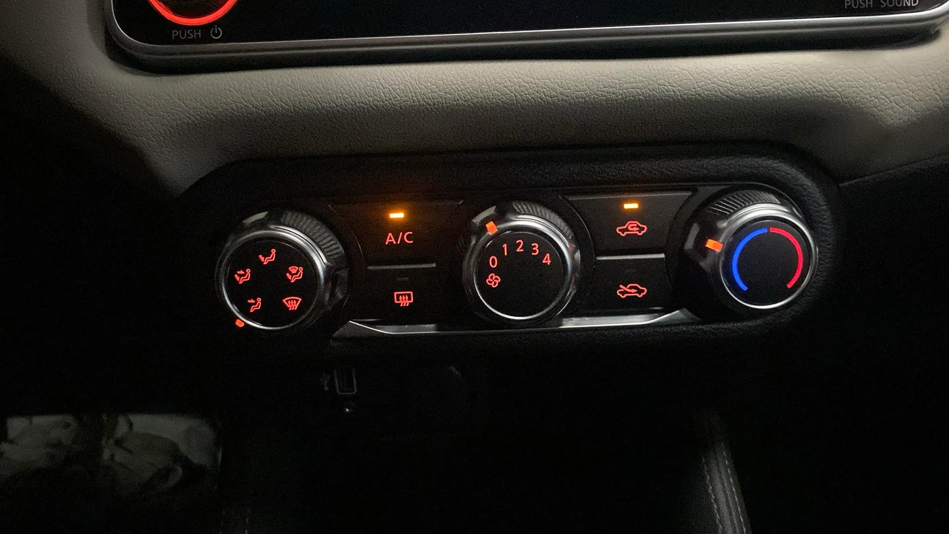 Nissan Micra IG-T E6D-F Acenta Sprint - foto 22