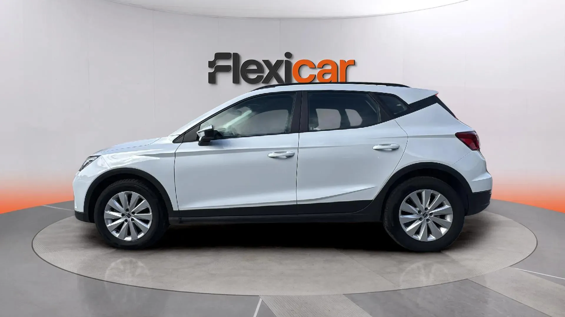SEAT Arona 1.0 TSI DSG Style XL - foto 4