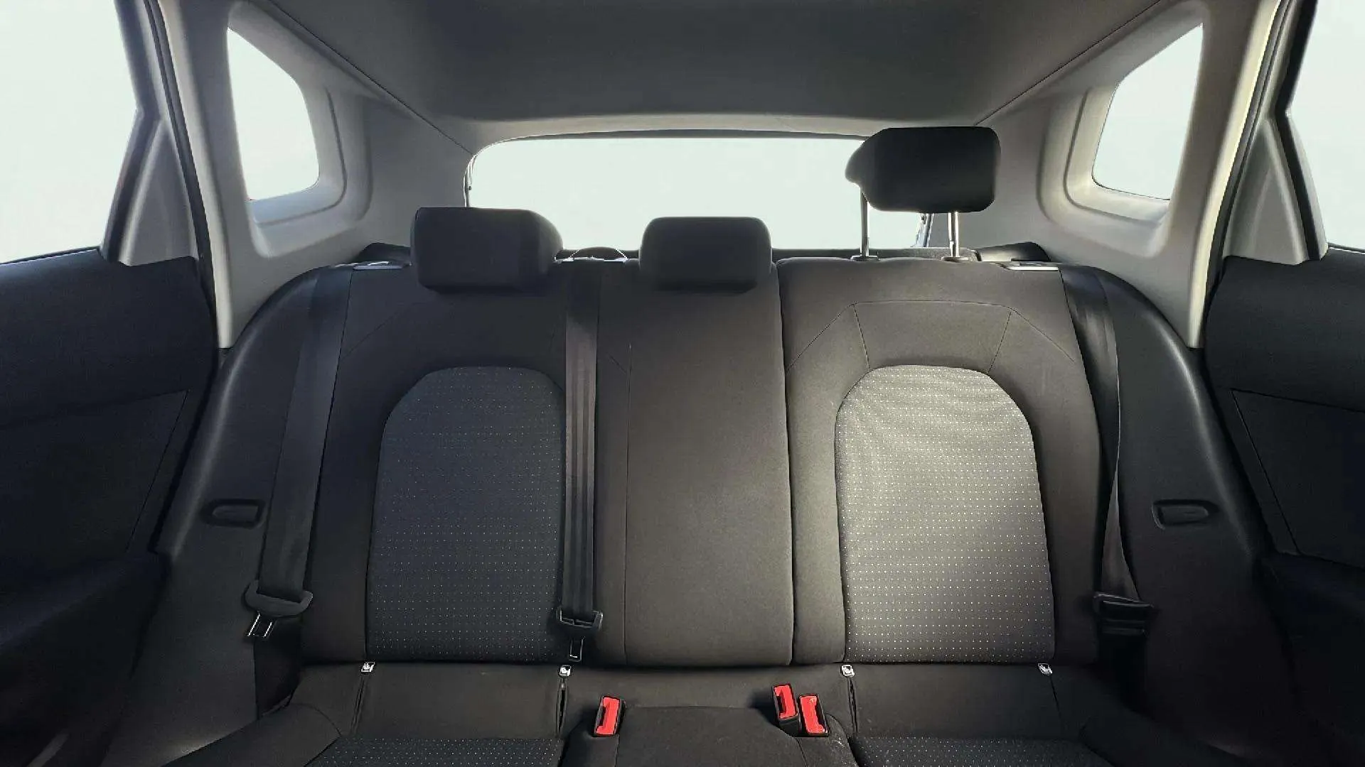 SEAT Arona 1.0 TSI DSG Style XL - foto 18