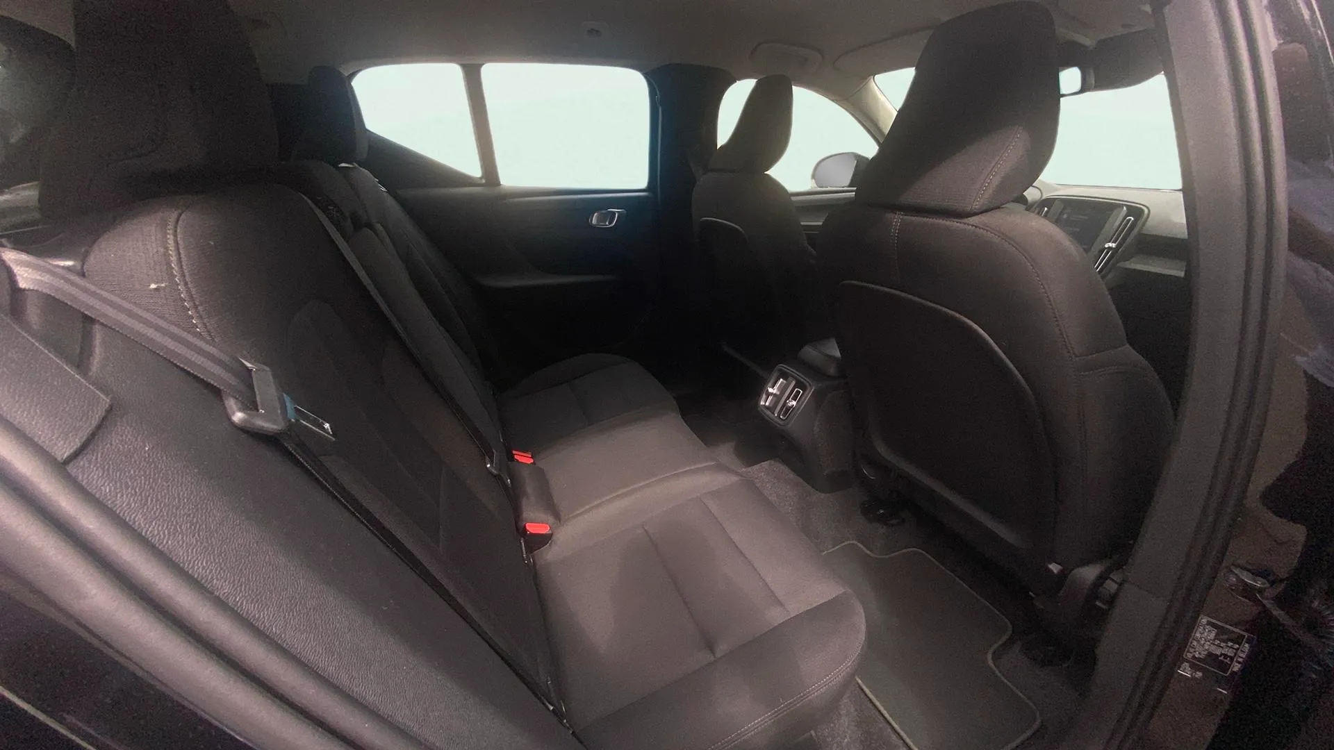 Volvo XC40 1.5 T3 Momentum - foto 15