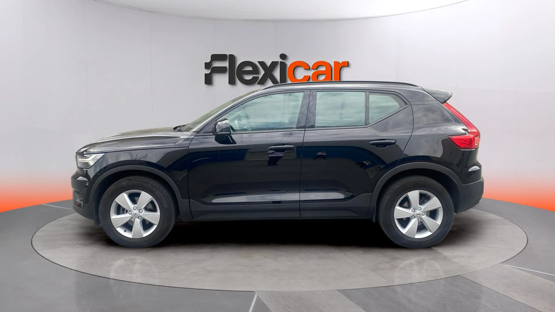 Volvo XC40 1.5 T3 Momentum - foto 4