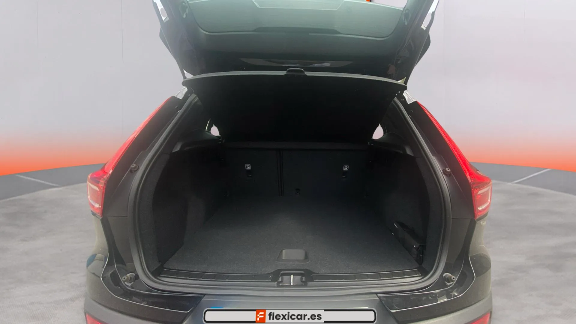Volvo XC40 1.5 T3 Momentum - foto 9