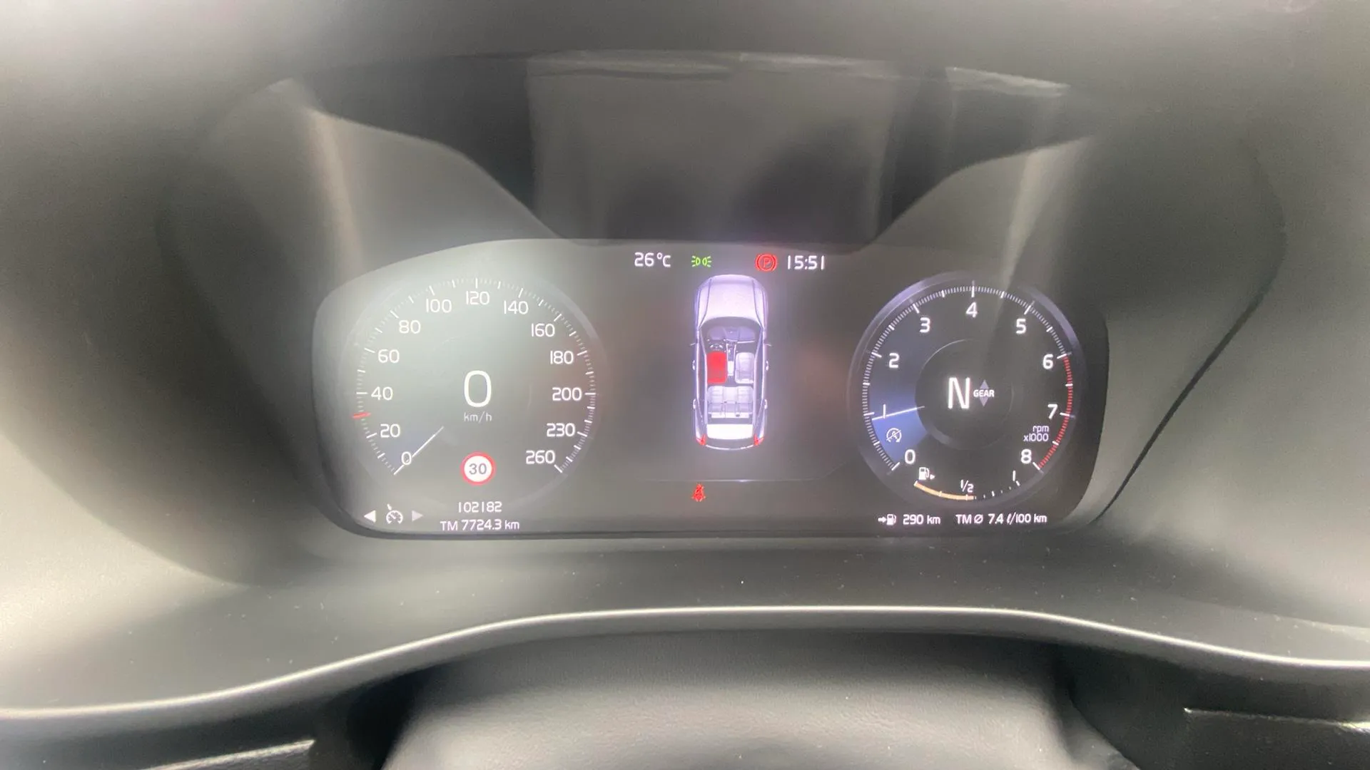 Volvo XC40 1.5 T3 Momentum - foto 13